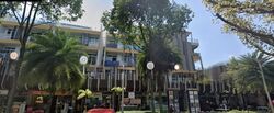 East Village (D16), Retail #584283951